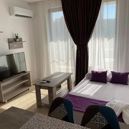 Harisma Kavatsi,sozopol Apartment